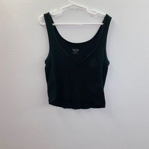 black tank. V slit